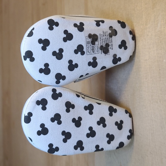 Disney Light Blue White Canvas Infant Shoes - Picture 8 of 10